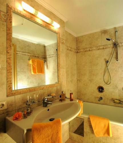 Hotel Pension Almrausch