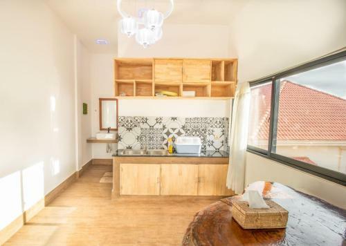 Central Siem Reap Private Villa By La San
