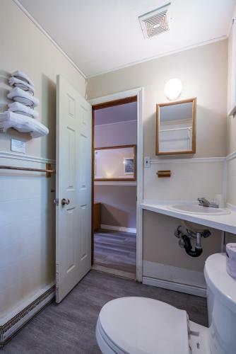 Long Sault Motel