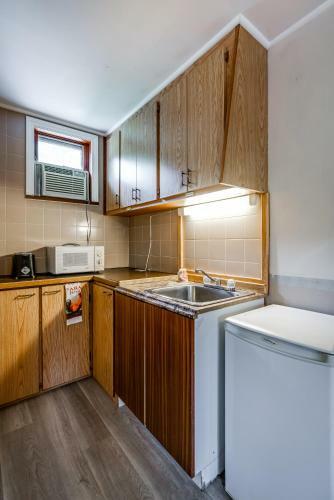 Long Sault Motel