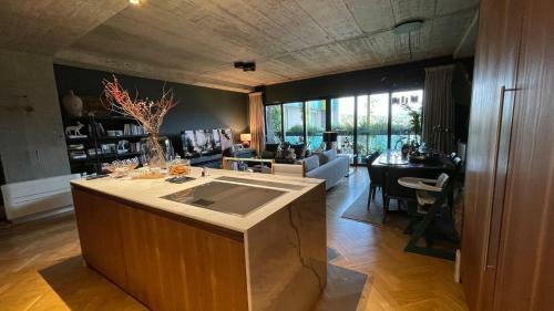 Luxury Condo Apartment @air Albania Stadium