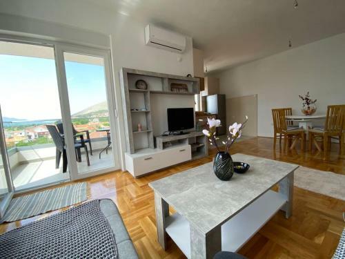 Apartamento Potpuno Opremljen Stan U Centru Trebinja