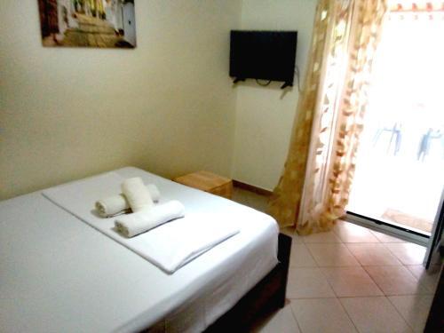 Hostal Tilis Guesthouse