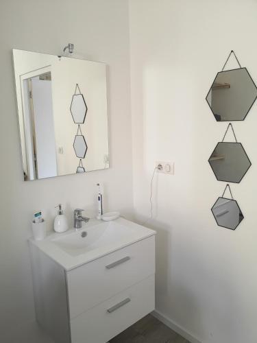 Apartamento T3 Avec Salle de Bain Privative Par Chambre