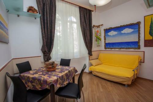Hostal Sea Side Apartment Palma Ba?ka Voda