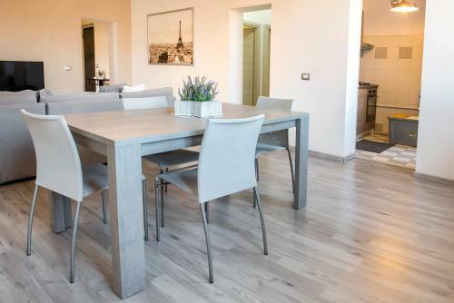 Apartamento A10 - Ancona Centro, Meraviglioso Quadrilocale Ristrutturato