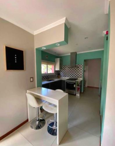 Alquiler Casa Bosque Peralta Ramos Para 5 Personas