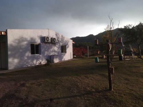 Los Cha�ares De Potrero