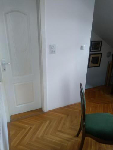 Exitloft Apartment