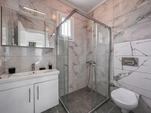 Duplex Villa In Yal?kavak With A Beautiful Garden