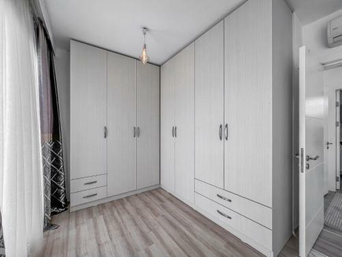 Duplex Villa In Yal?kavak With A Beautiful Garden