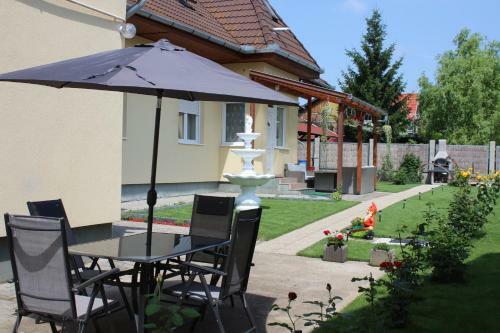 Andr�s Apartmanh�zak