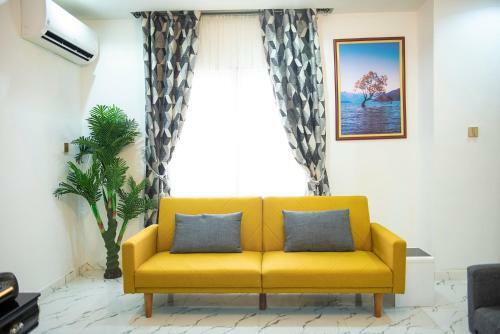 Cozy 3 Bedroom Apart - 24hrs Elect/wifi/security