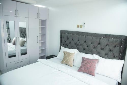 Cozy 3 Bedroom Apart - 24hrs Elect/wifi/security