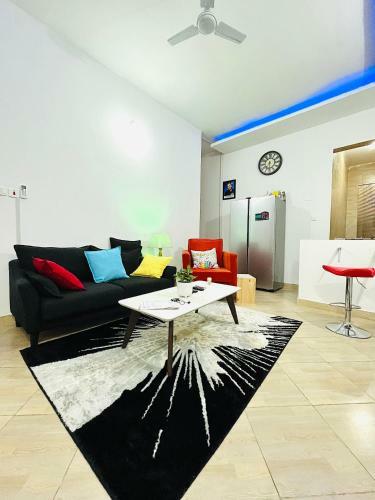 Money Dance?s Home