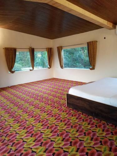 Hotel Lohagarh Corbett Resort