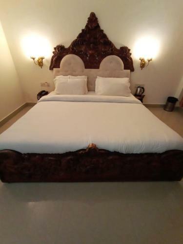 Hotel Lohagarh Corbett Resort