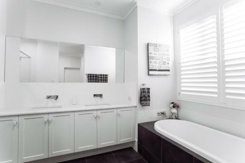 Chic Retreat