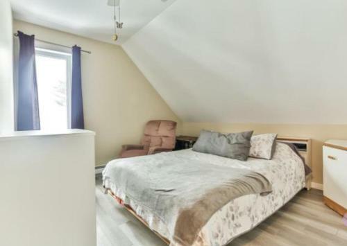 Stunning 2-bed House In Gatineau