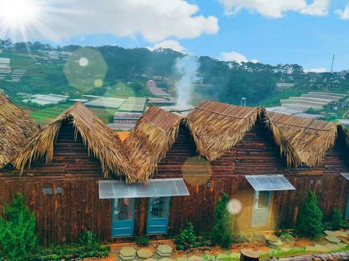 Lodge M�i L� Home & Cafe
