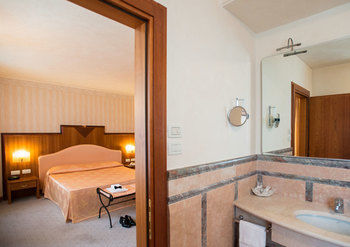 Hotel Astoria