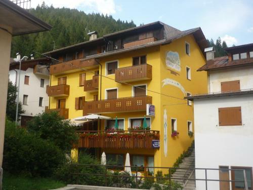 Hotel Albergo Larese