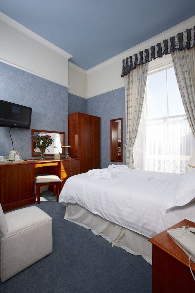 Invicta Hotel