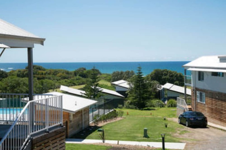 Caves Beachside Hotel