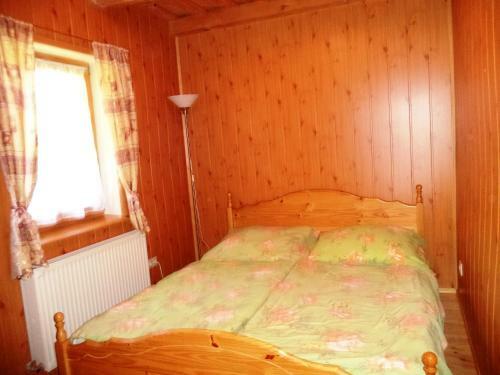 Kinga House