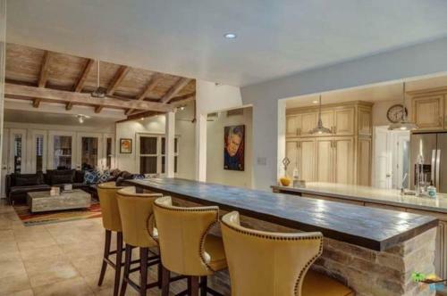 Desirable Home With Beautiful Pool