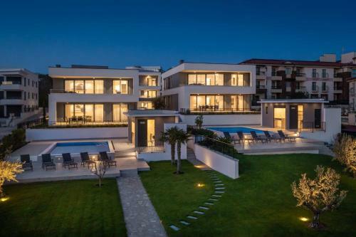 Hadrie Villa C