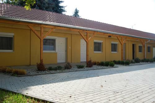 Hostal Belv�rosi Panzi� P�pa