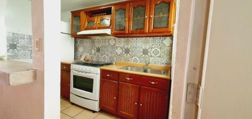 Bonita Y Acogedora Casa Con Alberca En Xochitepec