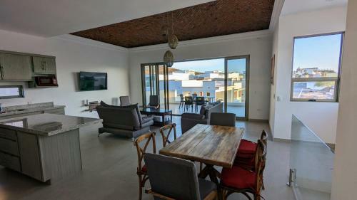Apartamento Beautiful Sunset House Near The Beach