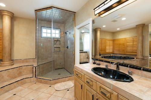 Benedict Canyon Oasis