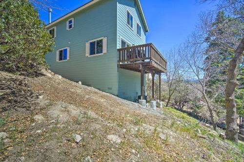 Family-friendly Twin Peaks Home With Mtn Views!