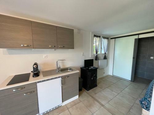 Apartamento Studio Terrasse Vue Lac Entr�e Ind�pendante