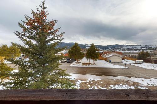 The Nugget Ski Chalet