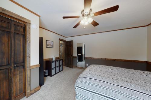 The Nugget Ski Chalet