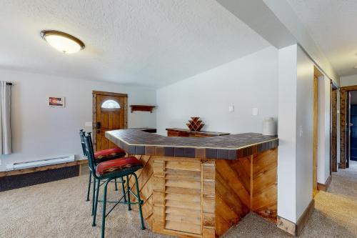The Nugget Ski Chalet