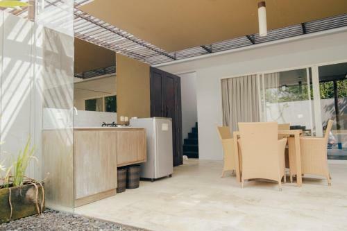 Nawa Villa 1204 - 2br Private Pool - Spring Leaf