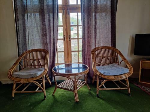 Yountan Guest House