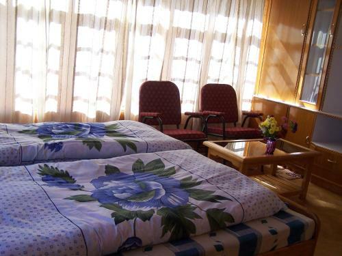 Hostal Serdung Guest House