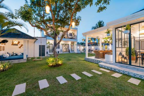 Villa Pintu Biru