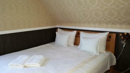 Bed & Breakfast Kitti Panzio