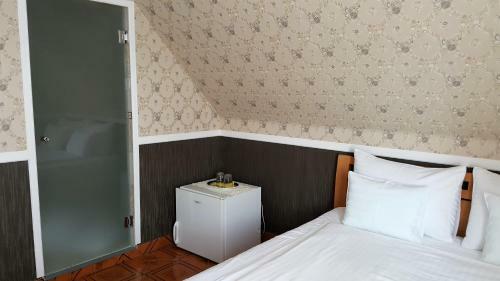 Bed & Breakfast Kitti Panzio
