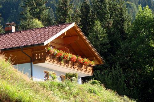 Hostal Alpenhof Strenge