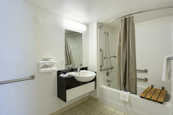 Motel 6 Baton Rouge East