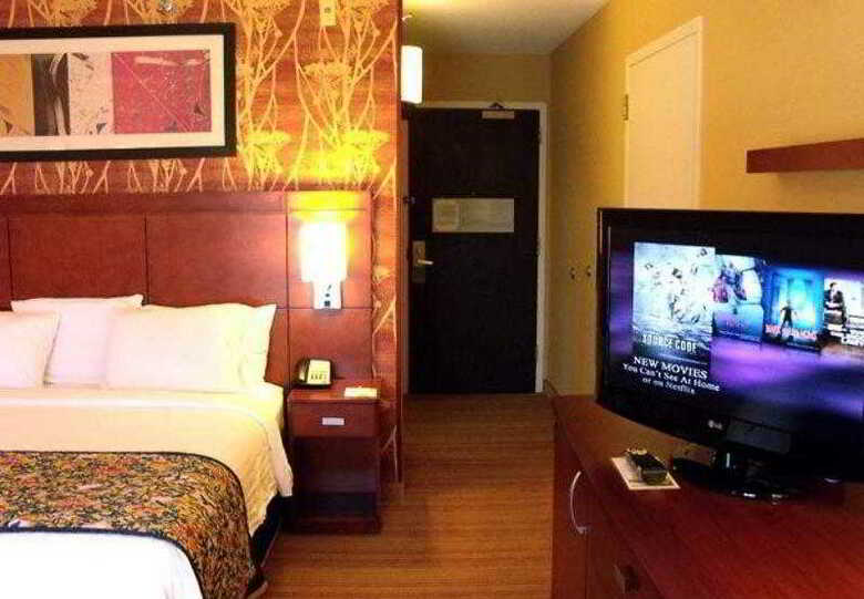 Hotel Courtyard By Marriott Boston Westborough