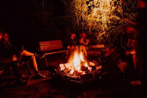 Hotel Raus Und Gut Glamping Am Gr�bendorfer See
